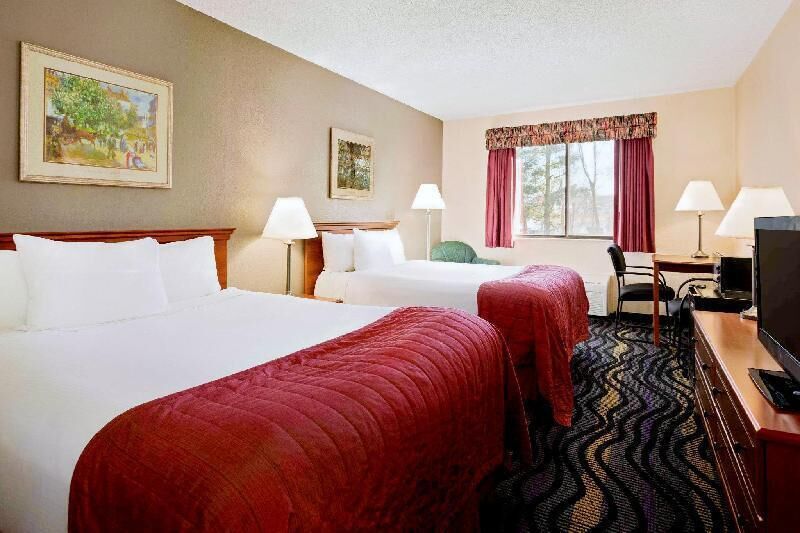 In-room safe, blackout curtains, iron/ironing board, free rollaway beds