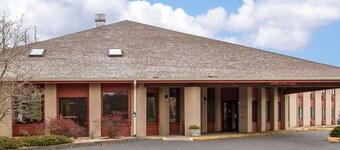 Quality Inn Macomb near University Area