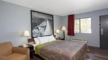 Desk, iron/ironing board, free cots/infant beds, free WiFi