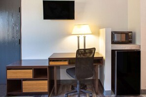 Interior - Super 8 by Wyndham Naples (Naples)