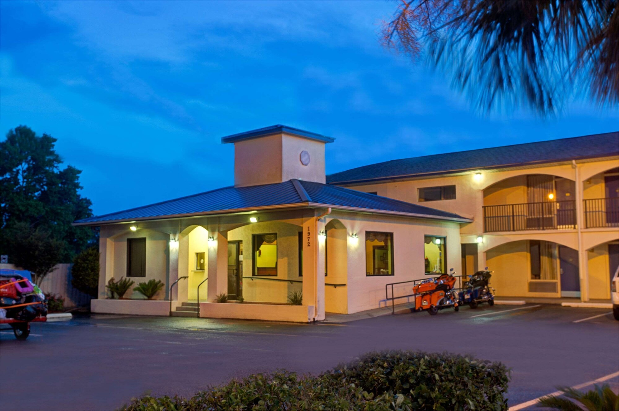 2 Star Hotels