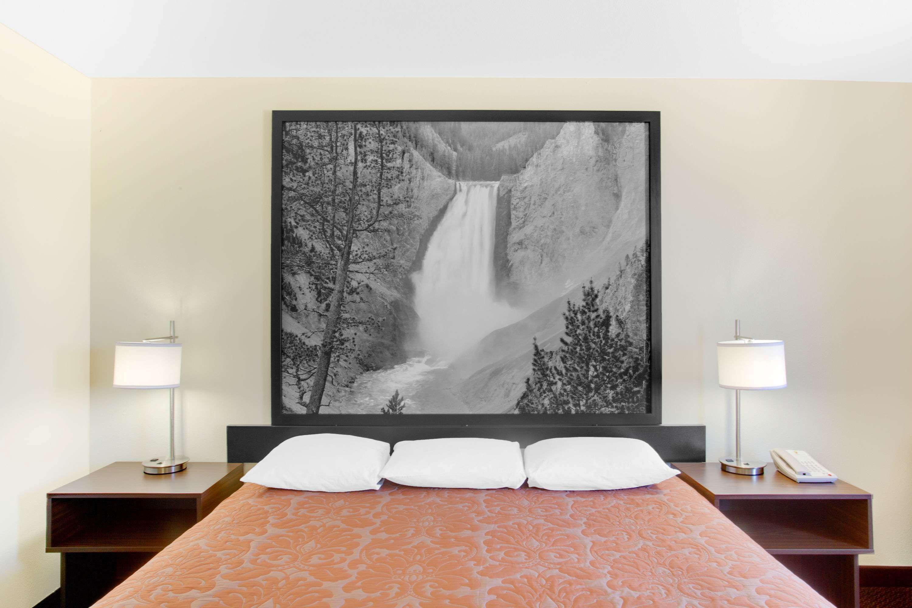 Internet, alarm clocks