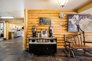 Interior - Mountain Vista Hotel (West Yellowstone)