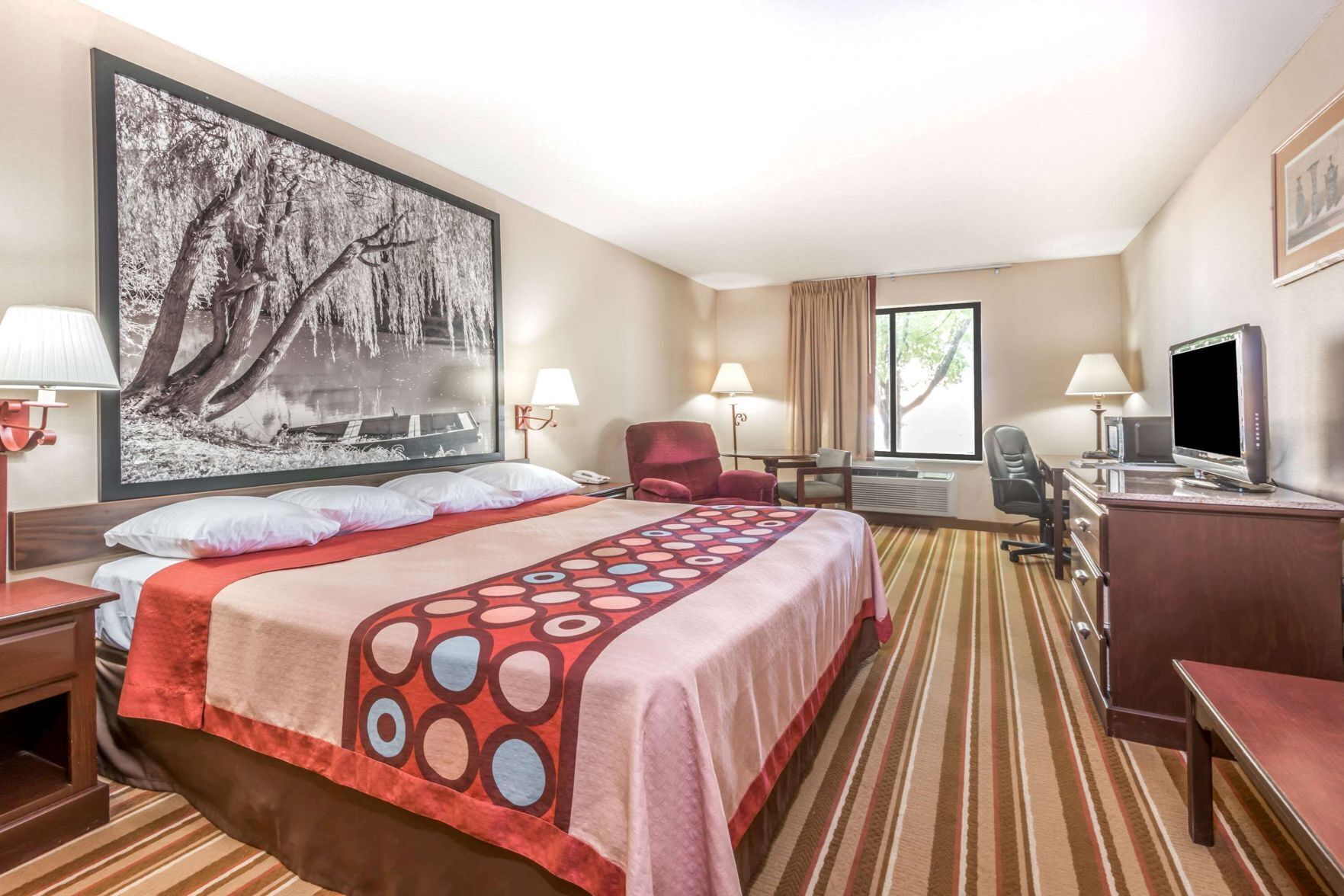 Desk, blackout curtains, free WiFi, bed sheets