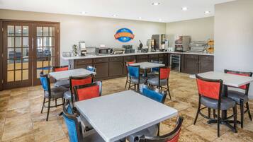 Free daily continental breakfast