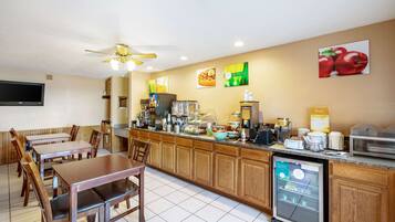 Free daily buffet breakfast