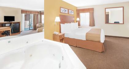 Baymont by Wyndham Port Huron