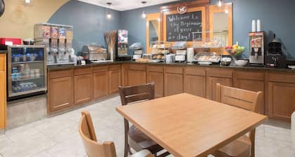 AmericInn by Wyndham Mount Pleasant