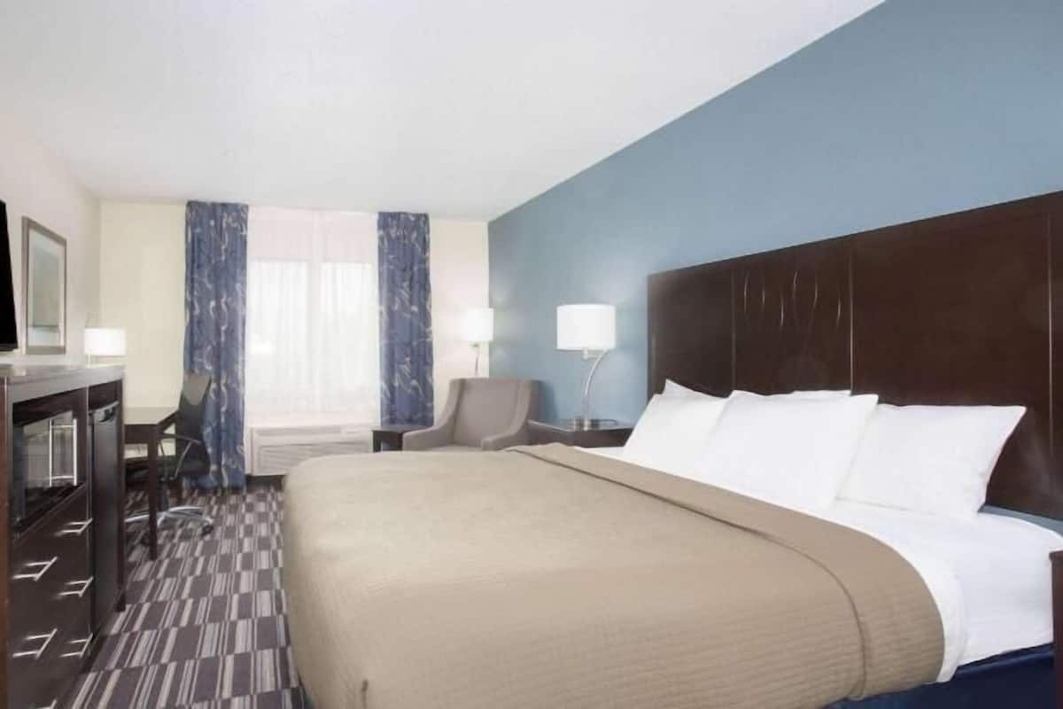 Individually decorated, individually furnished, desk, blackout curtains