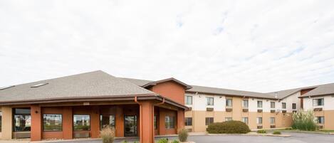 المنشأة من الخارج