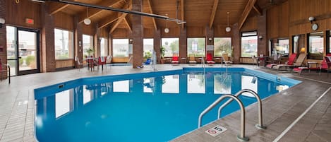 Innenpool, Liegestühle