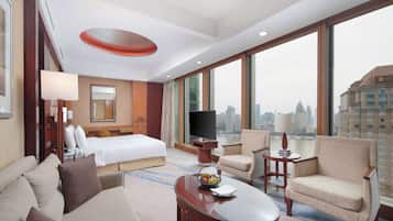 Grand Tower Horizon Premier Bund 1 King | View from room