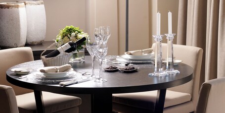 NJV Athens Plaza Hotel - Image 85