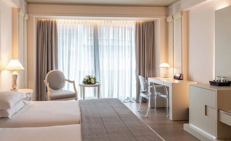 NJV Athens Plaza Hotel - Image 160