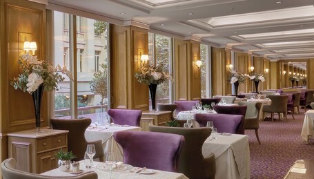 NJV Athens Plaza Hotel - Image 49