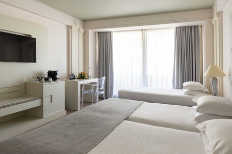 NJV Athens Plaza Hotel - Image 183