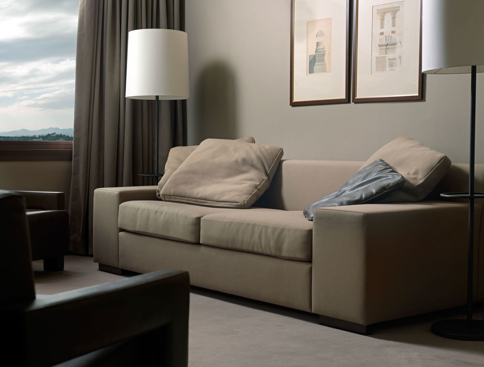 Área de sala de estar | Smart TV y películas con cargo 