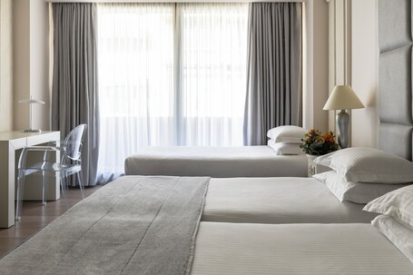 NJV Athens Plaza Hotel - Image 170