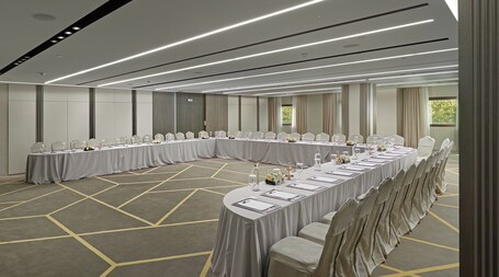 NJV Athens Plaza Hotel - Image 13