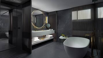 Suite Presidenziale | Bagno | Combinazione doccia/vasca, set di cortesia firmato, asciugacapelli