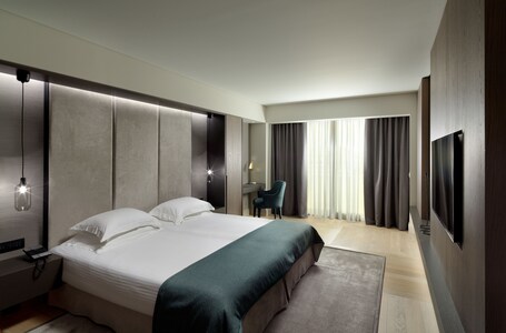 NJV Athens Plaza Hotel - Image 171