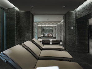 Couples treatment room(s), body treatments, body scrubs, facials
