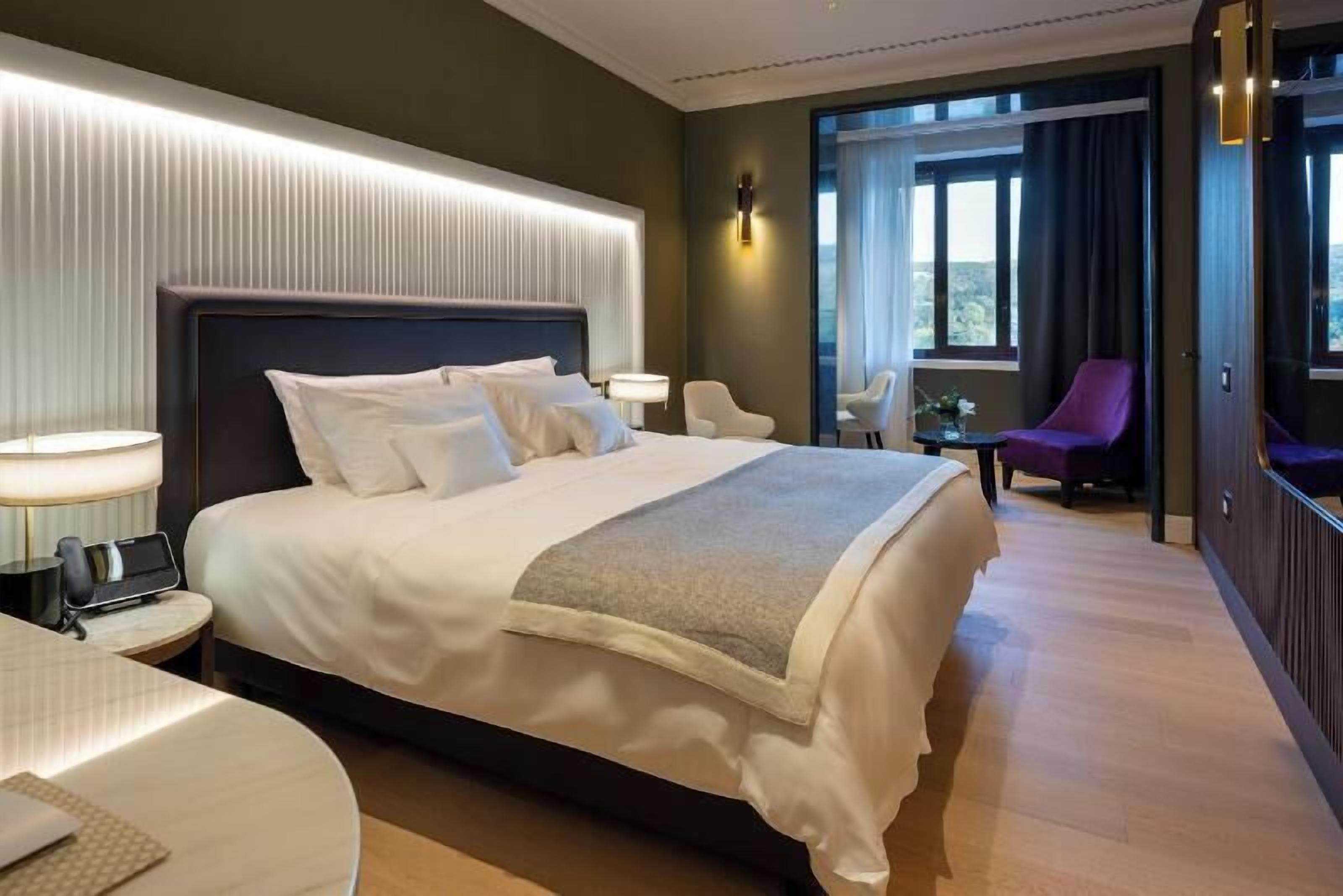 Literie de qualité supérieure, couette en duvet d'oie, minibar