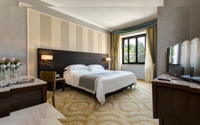 Superior Double or Twin Room (Thermal Pool Access) | Premium bedding, down duvets, minibar, in-room safe