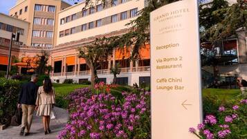 واجهة المنشأة