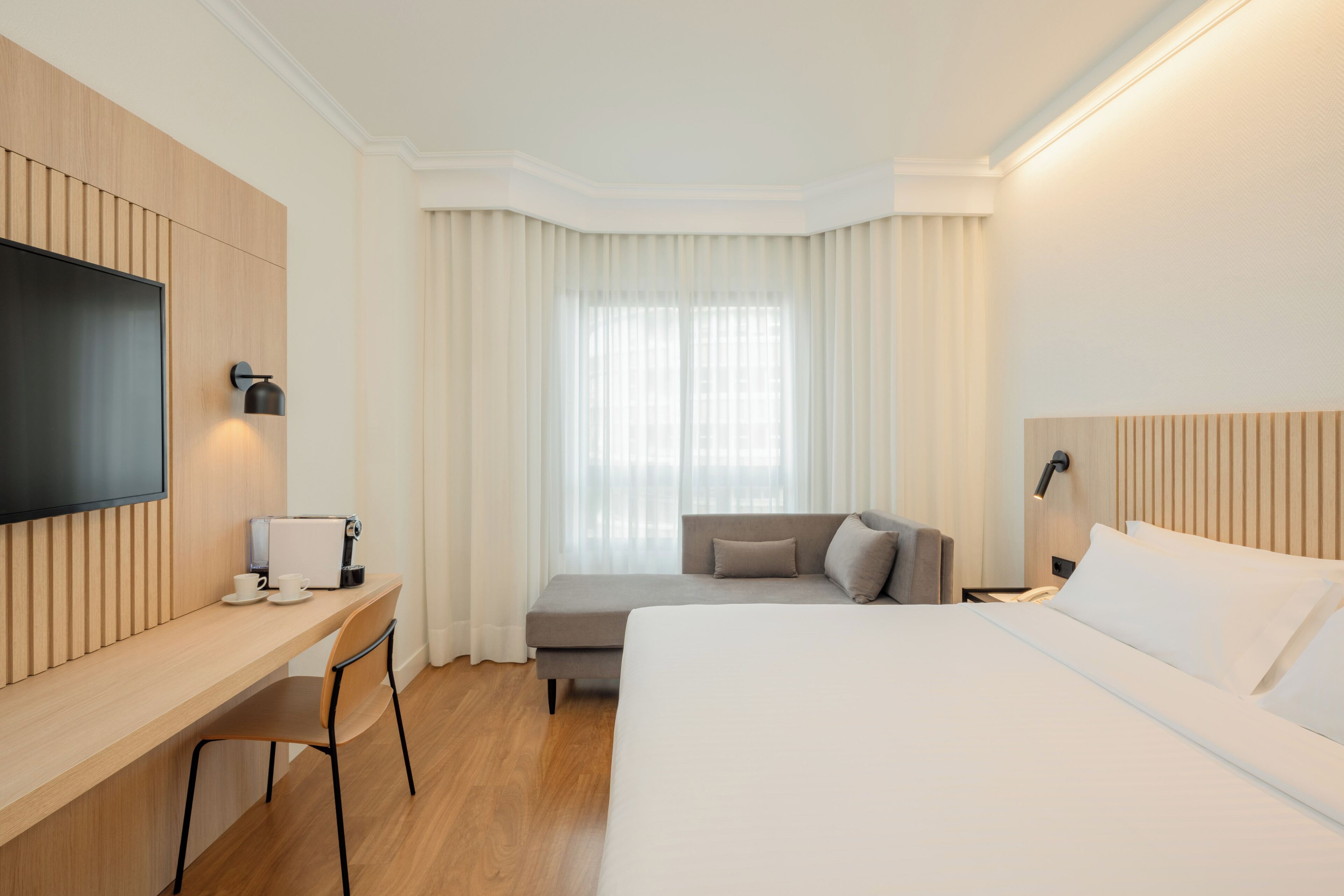 1 bedroom, minibar, in-room safe, desk