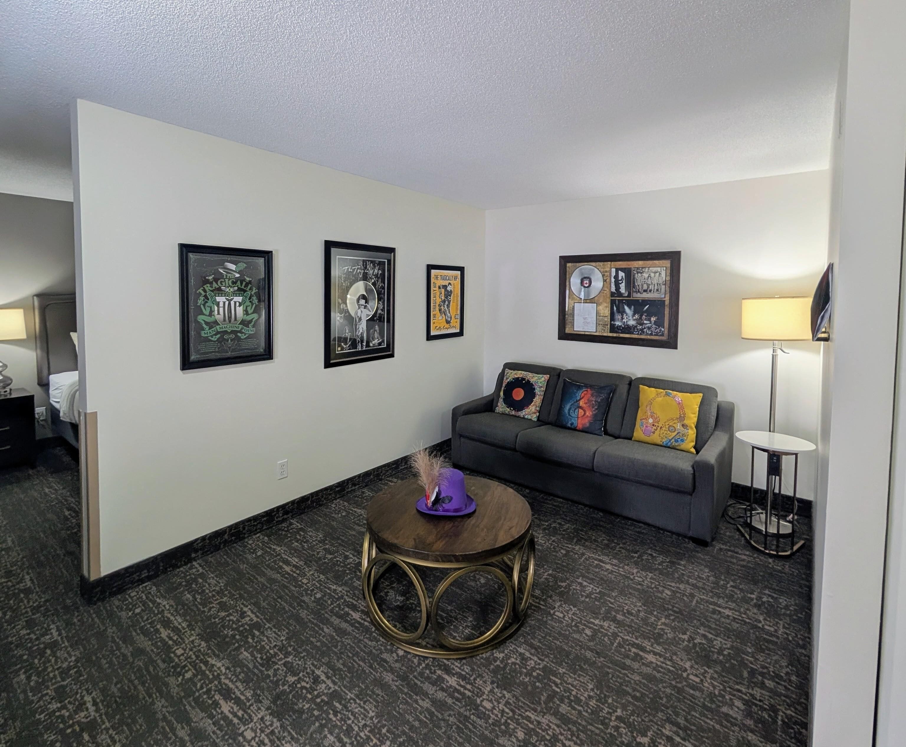 Suite, 1 King Bed, Non Smoking, Refrigerator & Microwave (Theme Room;with Sofabed)