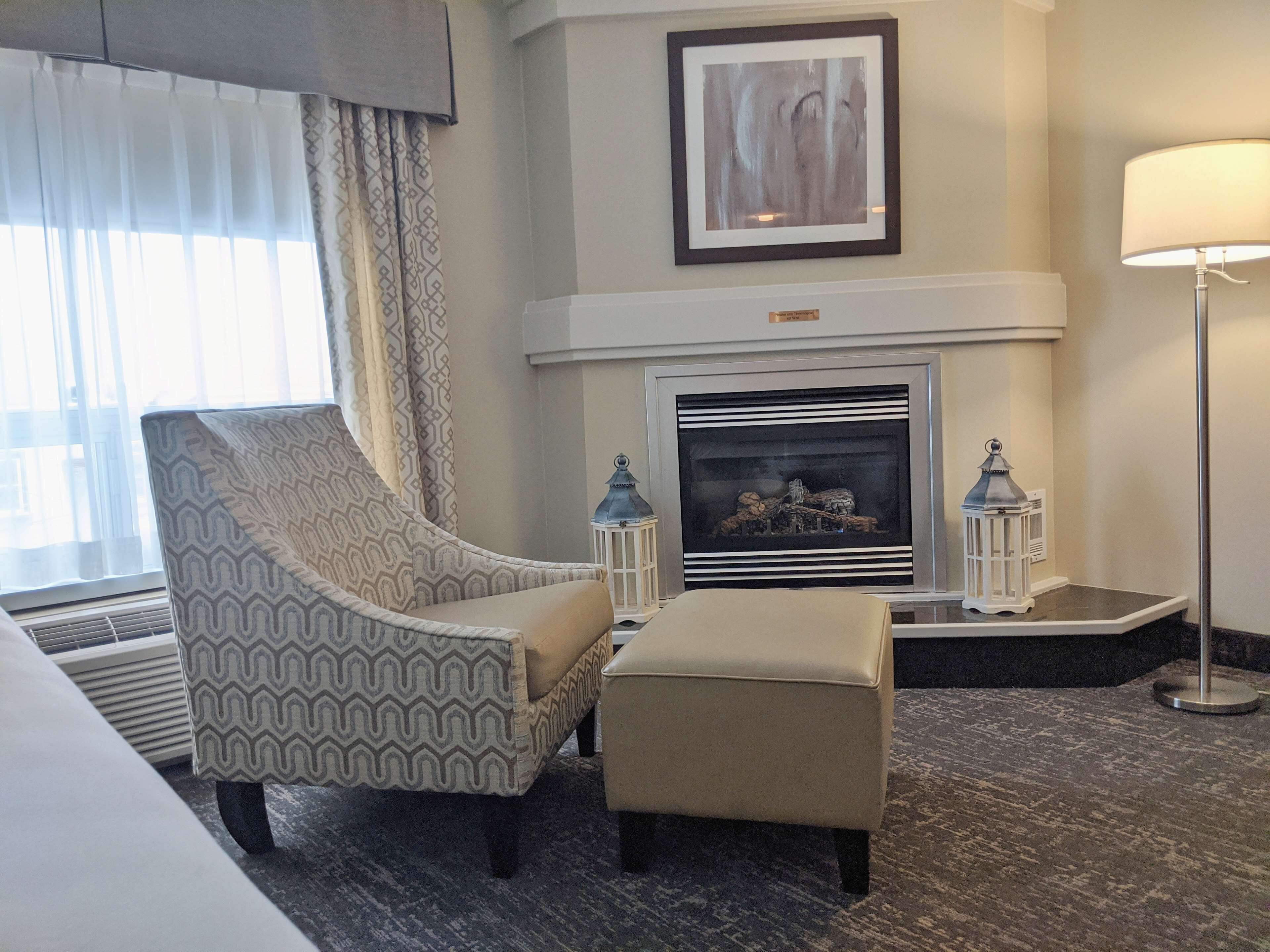 1 bedroom, iron/ironing board, rollaway beds, internet