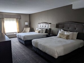 Iron/ironing board, rollaway beds, Internet, bed sheets