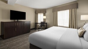 Standard Room, 1 King Bed, Non Smoking, Refrigerator & Microwave Not Pet Friendly | Iron/ironing board, rollaway beds, Internet, bed sheets - Best Western Swan Castle Inn (Cochrane)
