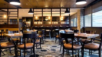 Frühstück, Mittagessen, Abendessen, amerikanische Küche