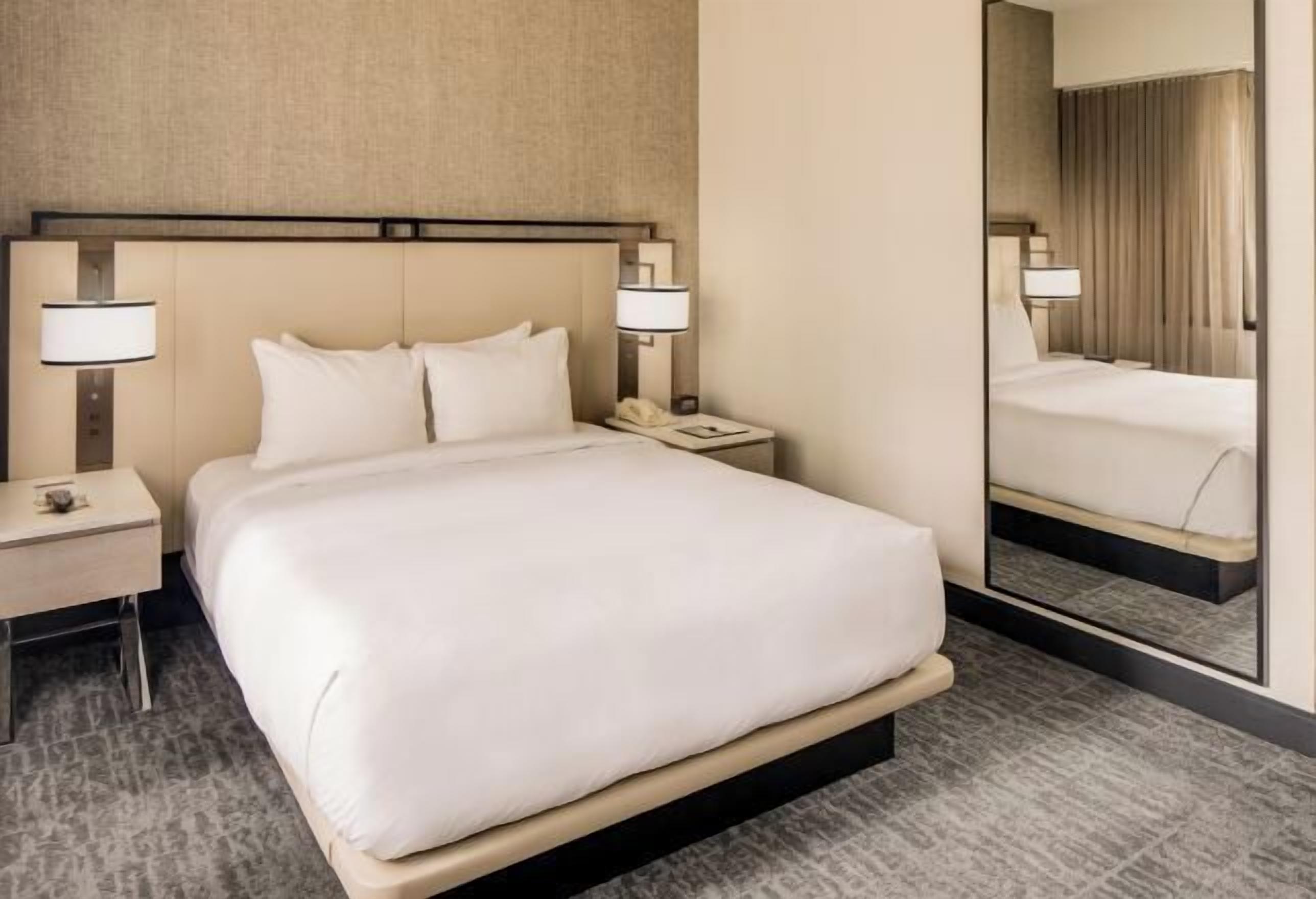 In-room safe, individually decorated, individually furnished, desk