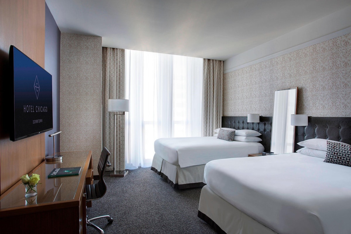 1 bedroom, premium bedding, pillow-top beds, in-room safe