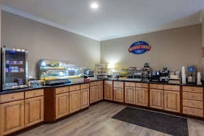 Free daily continental breakfast