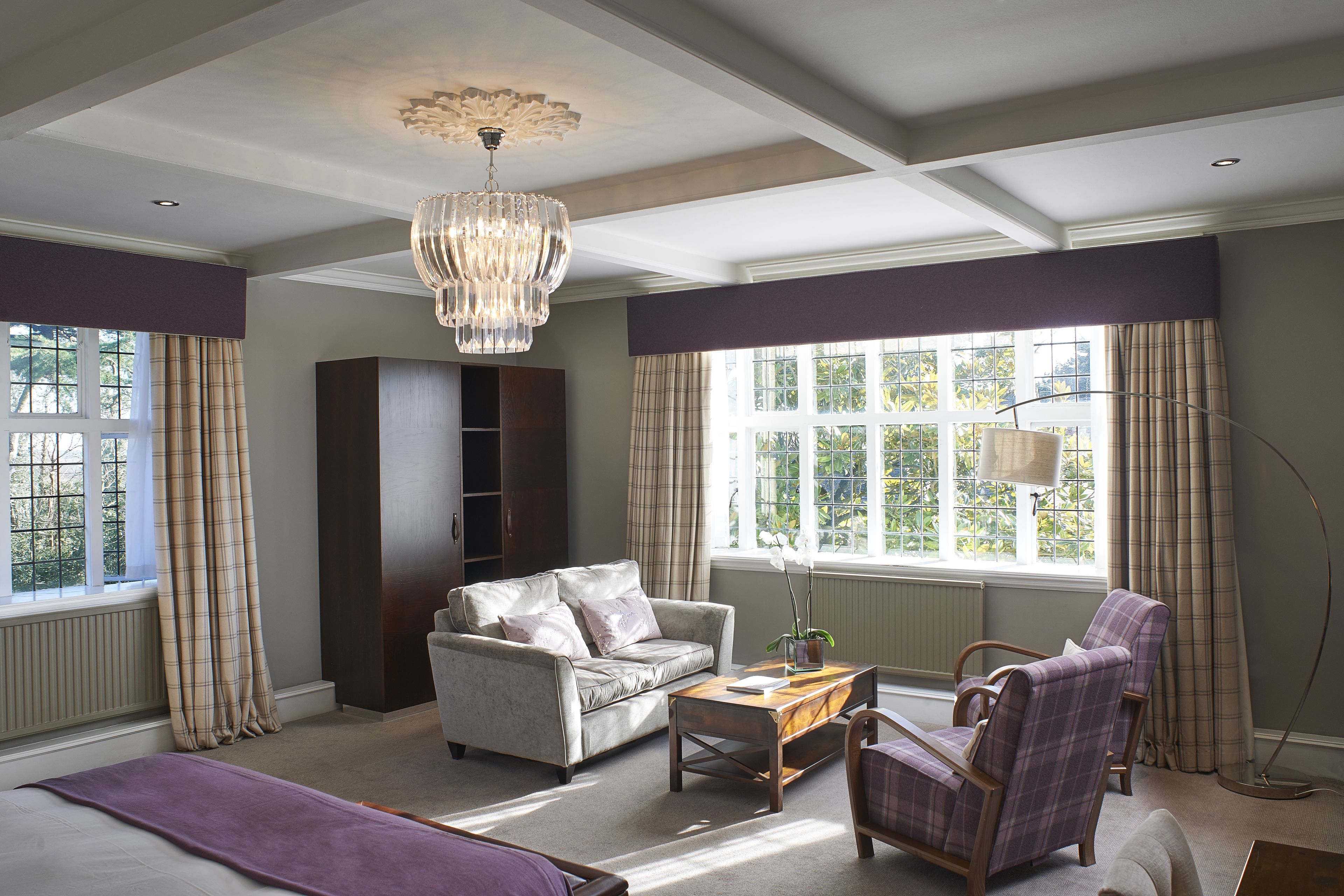 junior suite | in-room safe, desk, iron/ironing board, cots/infant beds