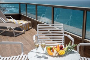Honeymoon Suite Balcony | Terrace/patio - Leonardo Plaza Haifa (Haifa)