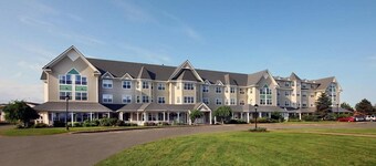 Loyalist Country Inn & Conference Centre