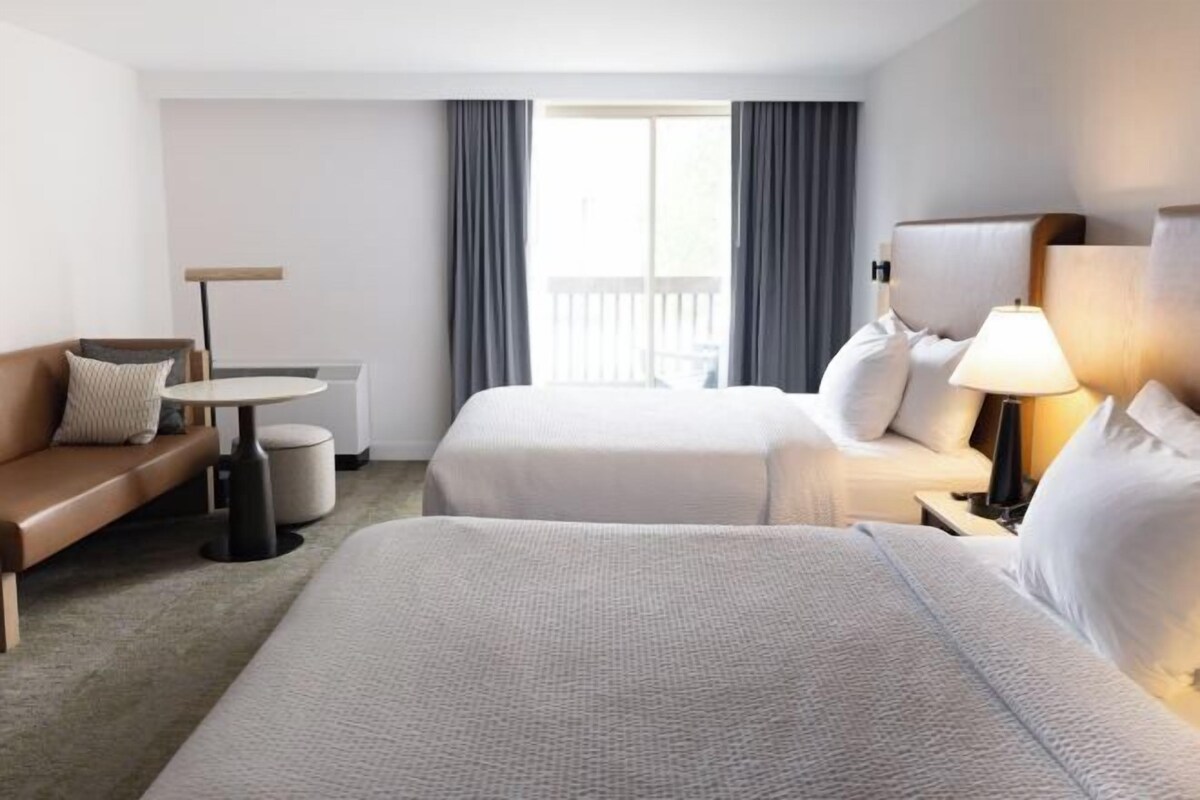 In-room safe, blackout drapes, iron/ironing board (on request)