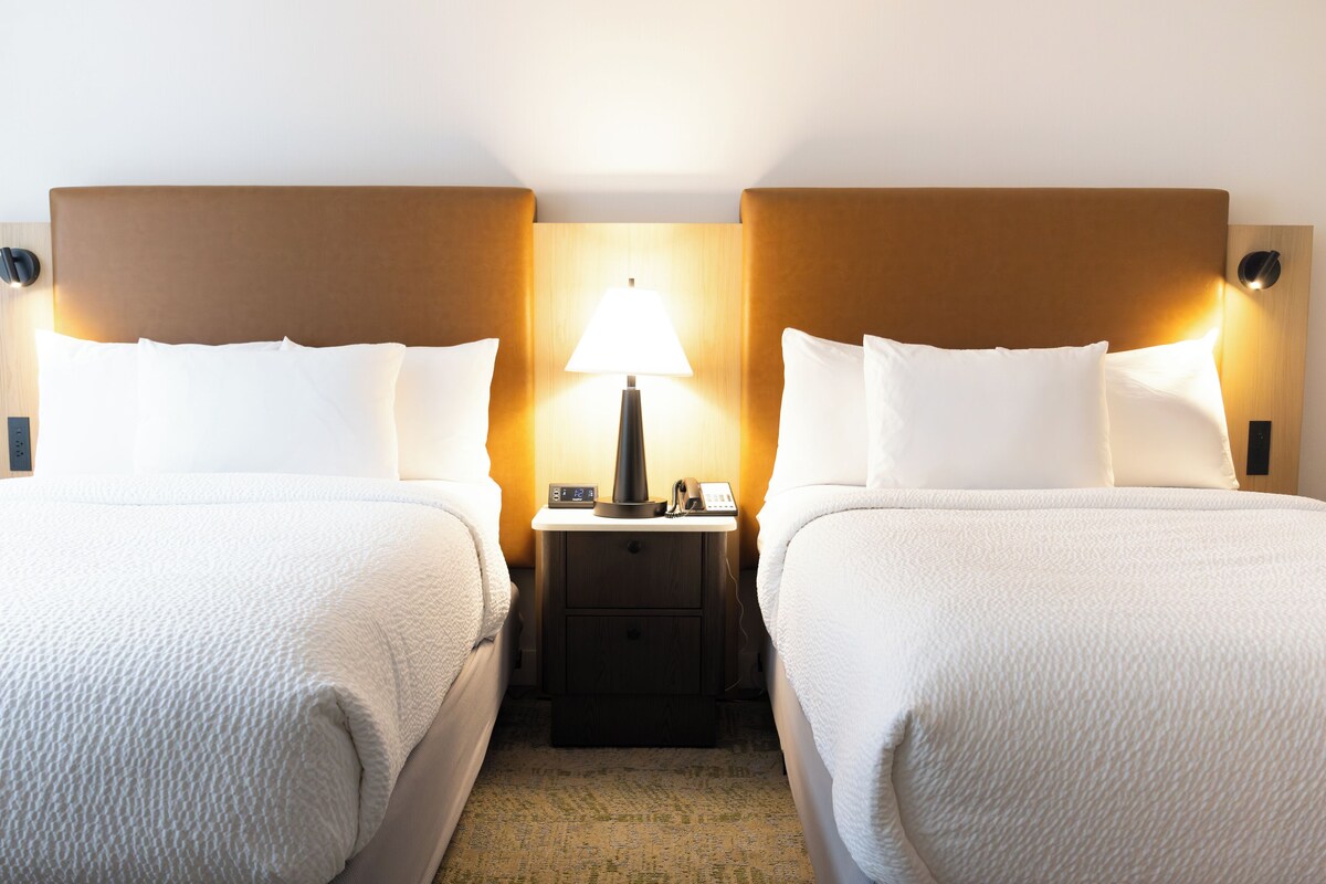 In-room safe, blackout drapes, iron/ironing board (on request)