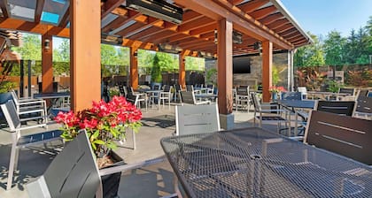 Best Western Plus Barclay Hotel