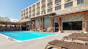 Outdoor pool