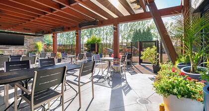 Best Western Plus Barclay Hotel