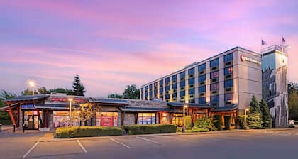 Best Western Plus Barclay Hotel