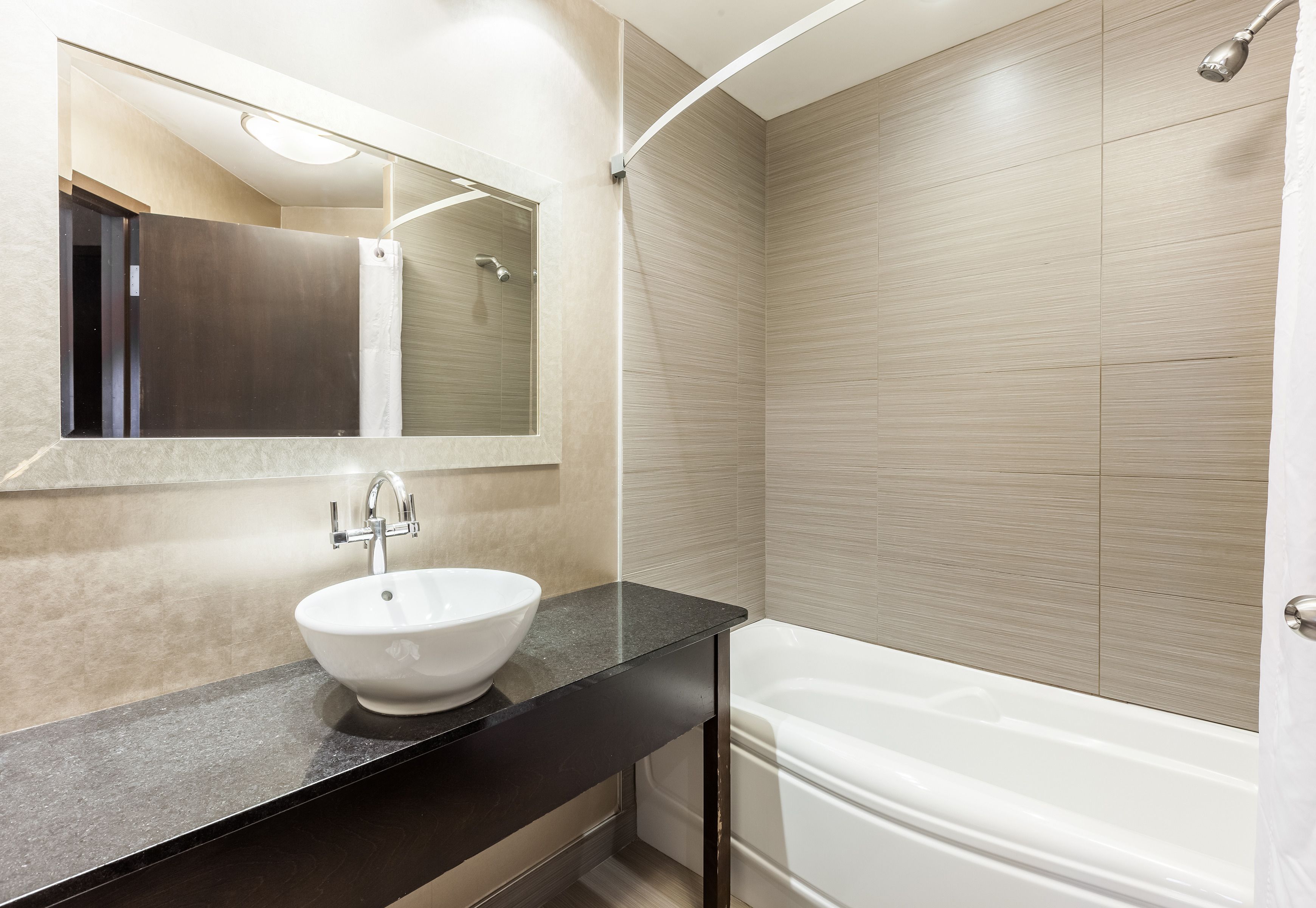 Photo - Hotel Ambassadeur et Suites