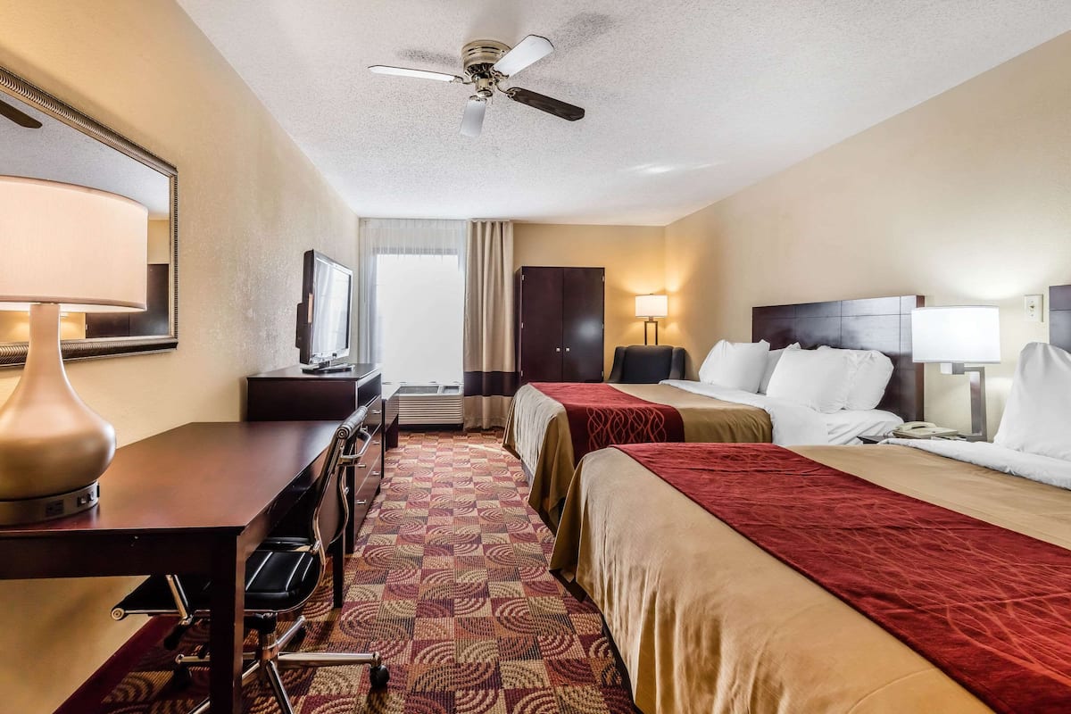 Standard Room, 2 Queen Beds, Non Smoking | Desk, soundproofing, iron/ironing board, free cribs/infant beds