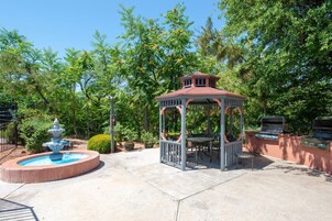 Área de parrillas y picnic